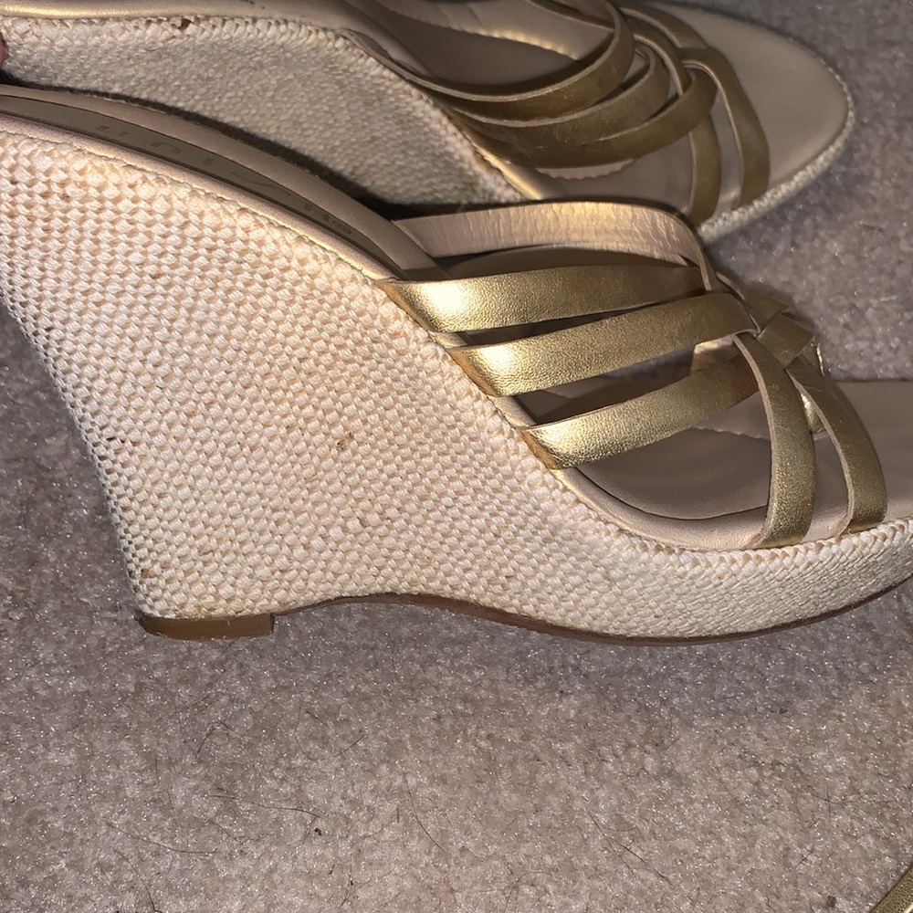 Lot of 3 fabulous wedge heels - 2 gold - 1 black - Picture 9 of 15